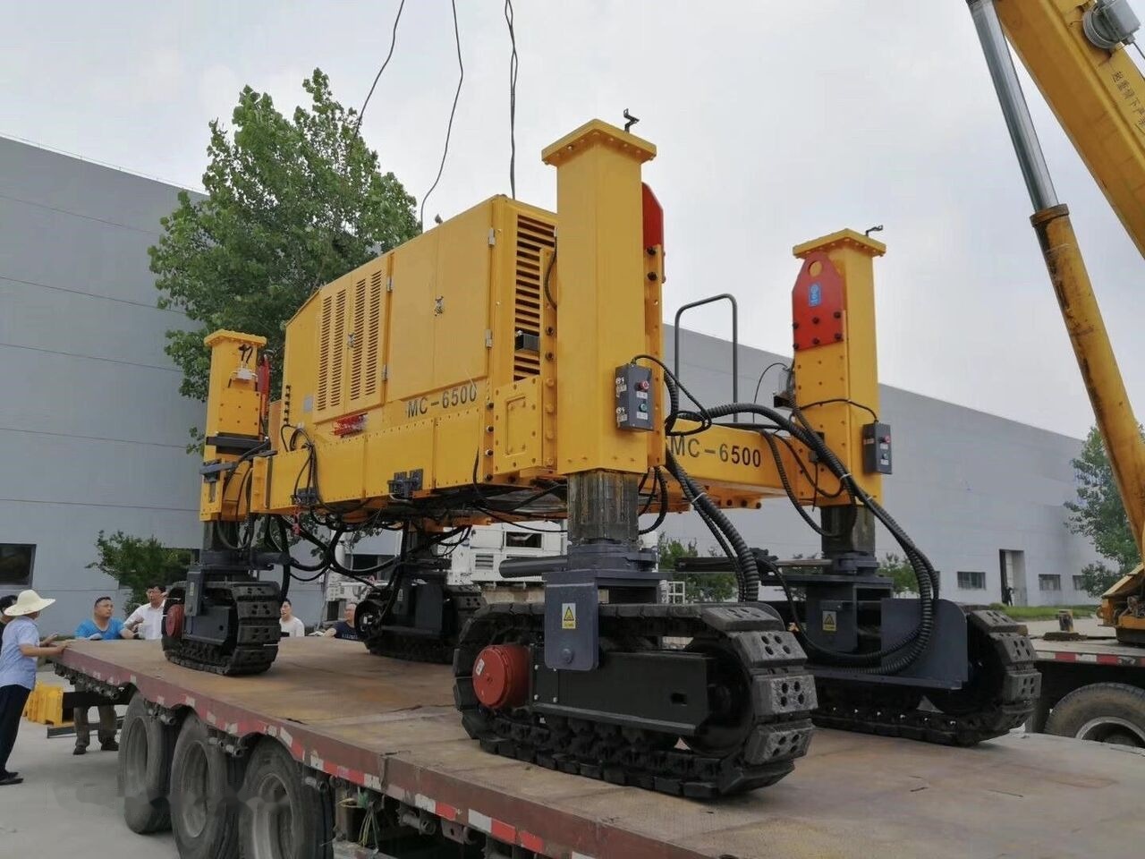 Kinglink MC6500 Concrete Slipform Paver - Machine à coffrage glissant: photos 2 Kinglink MC6500 Concrete Slipform Paver - Machine à coffrage glissant: photos 2