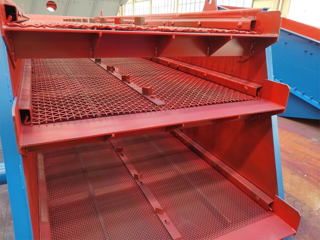 Crible neuf Kinglink Mineral Stone Vibrating Screen 3YK1548 to Chile: photos 7
