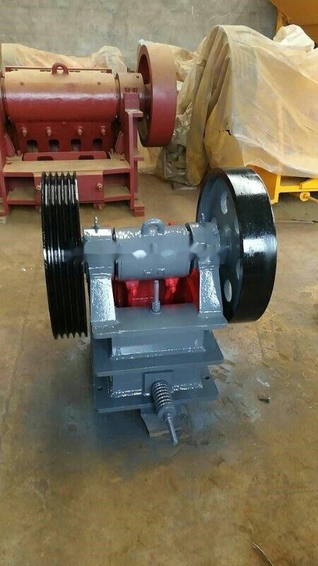 Kinglink PE150X250 Jaw Crusher Made In China - Concasseur à mâchoires: photos 5 Kinglink PE150X250 Jaw Crusher Made In China - Concasseur à mâchoires: photos 5