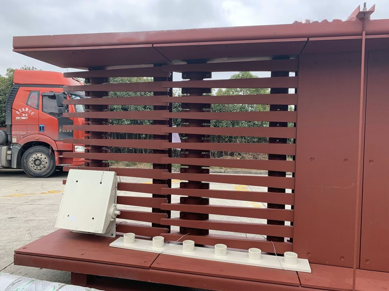 Kinglink ZSW600*180 Vibrating feeder | Quarry | Aggregates Crushing line - Machine d'exploitation minière: photos 5 Kinglink ZSW600*180 Vibrating feeder | Quarry | Aggregates Crushing line - Machine d'exploitation minière: photos 5