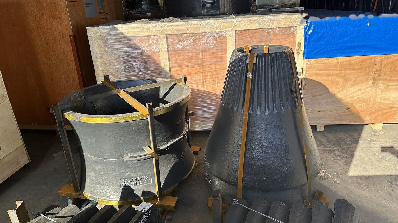 Wear Parts Concave and Mantle for Sandvik CS430 Cone Crusher Kinglink KCS430 - Pièces de rechange pour Concasseur: photos 1 Wear Parts Concave and Mantle for Sandvik CS430 Cone Crusher Kinglink KCS430 - Pièces de rechange pour Concasseur: photos 1
