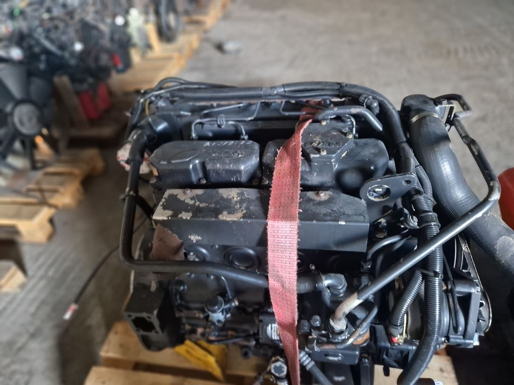 MAN D0824 FL01 - Moteur pour Camion: photos 3 MAN D0824 FL01 - Moteur pour Camion: photos 3