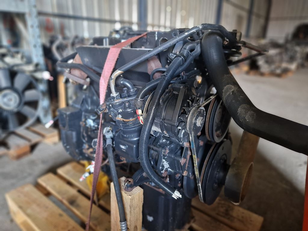 MAN D0824 FL01 - Moteur pour Camion: photos 1 MAN D0824 FL01 - Moteur pour Camion: photos 1