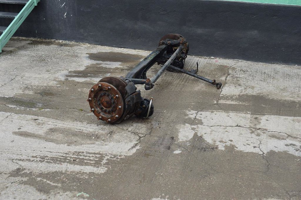 MAN TGA WITH CALIPERS - FOR SPRING SUSPENSION - Essieu et pièces pour Camion: photos 2 MAN TGA WITH CALIPERS - FOR SPRING SUSPENSION - Essieu et pièces pour Camion: photos 2