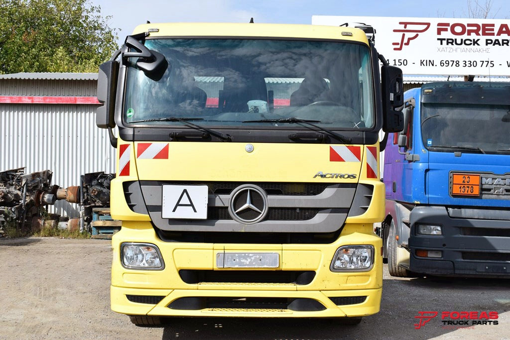 MERCEDES ACTROS MP3 - SMALL - Cabine: photos 2 MERCEDES ACTROS MP3 - SMALL - Cabine: photos 2
