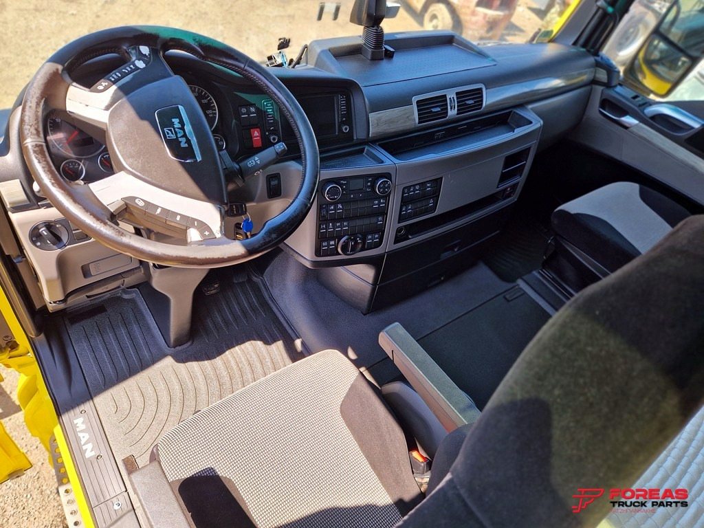 Tracteur routier MAN TGX 26.500 6X2 EURO 6C – FOR SPARE PARTS: photos 21 Tracteur routier MAN TGX 26.500 6X2 EURO 6C – FOR SPARE PARTS: photos 21