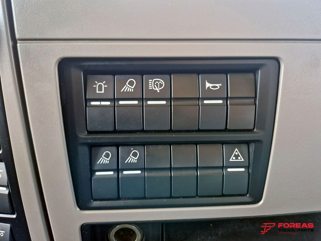 Tracteur routier MAN TGX 26.500 6X2 EURO 6C – FOR SPARE PARTS: photos 24 Tracteur routier MAN TGX 26.500 6X2 EURO 6C – FOR SPARE PARTS: photos 24