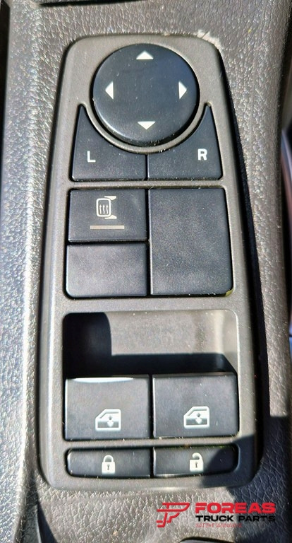 Tracteur routier MAN TGX 26.500 6X2 EURO 6C – FOR SPARE PARTS: photos 32 Tracteur routier MAN TGX 26.500 6X2 EURO 6C – FOR SPARE PARTS: photos 32