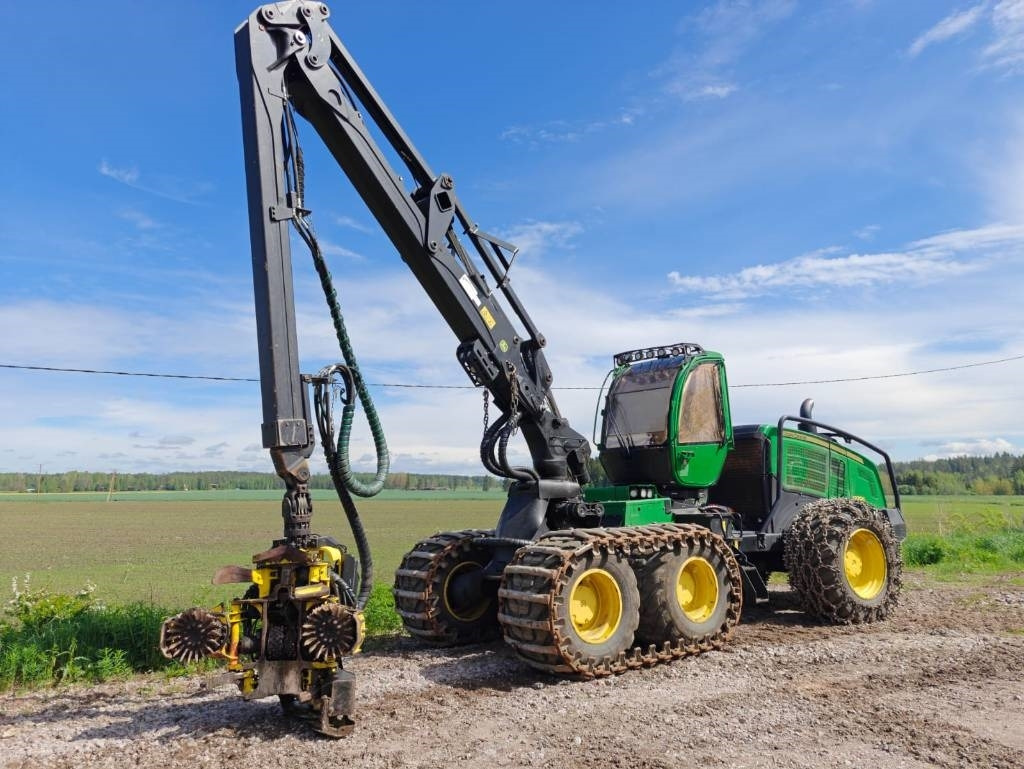John Deere 1270 G - Abatteuse: photos 1 John Deere 1270 G - Abatteuse: photos 1