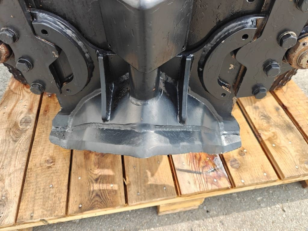 Tête d'abattage Komatsu 360.2: photos 10