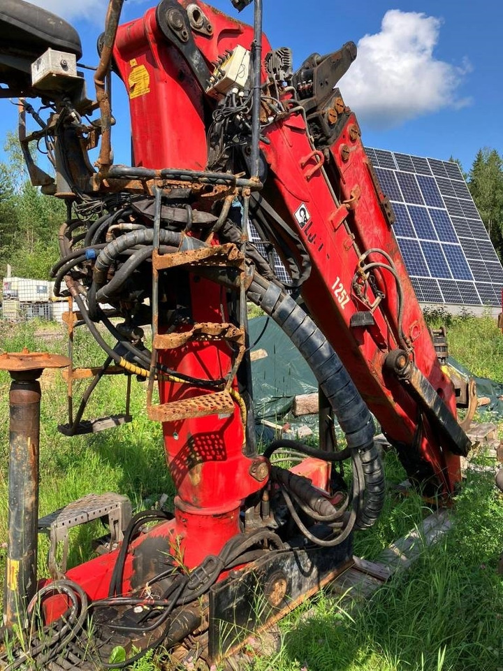 Loglift Timber cranes - Grue auxiliaire: photos 2 Loglift Timber cranes - Grue auxiliaire: photos 2