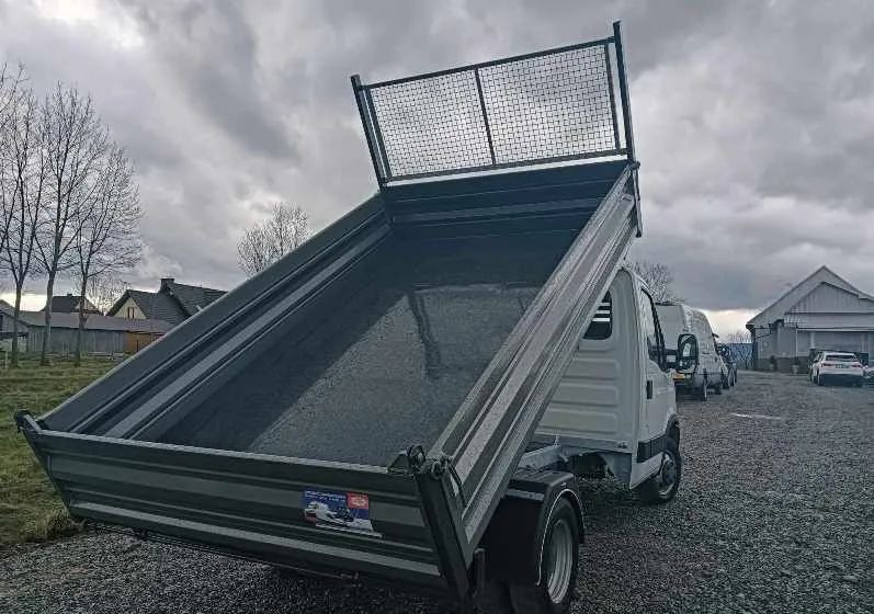 Iveco DAILY 35C13, 35C12, 35C15 - Utilitaire benne: photos 2 Iveco DAILY 35C13, 35C12, 35C15 - Utilitaire benne: photos 2