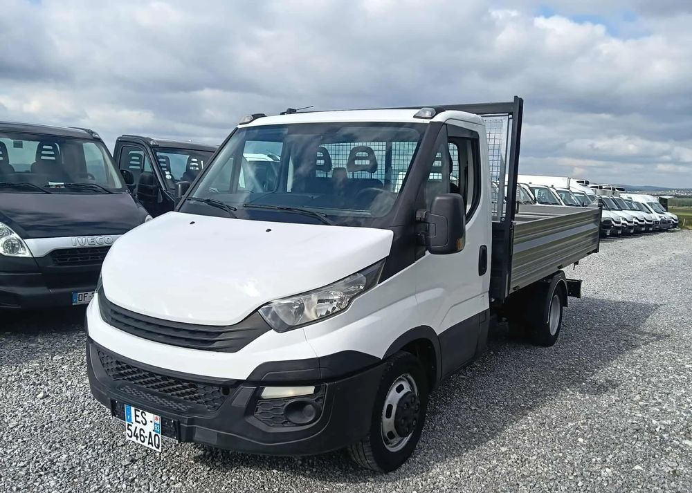 Iveco DAILY 35C14, 35C13, 35C12, 35C15 - Utilitaire benne: photos 2 Iveco DAILY 35C14, 35C13, 35C12, 35C15 - Utilitaire benne: photos 2