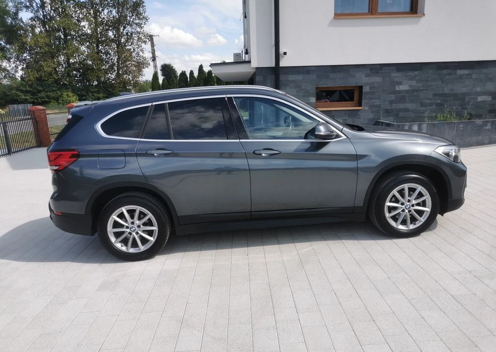 BMW X1 sDrive16d - Voiture break: photos 3 BMW X1 sDrive16d - Voiture break: photos 3