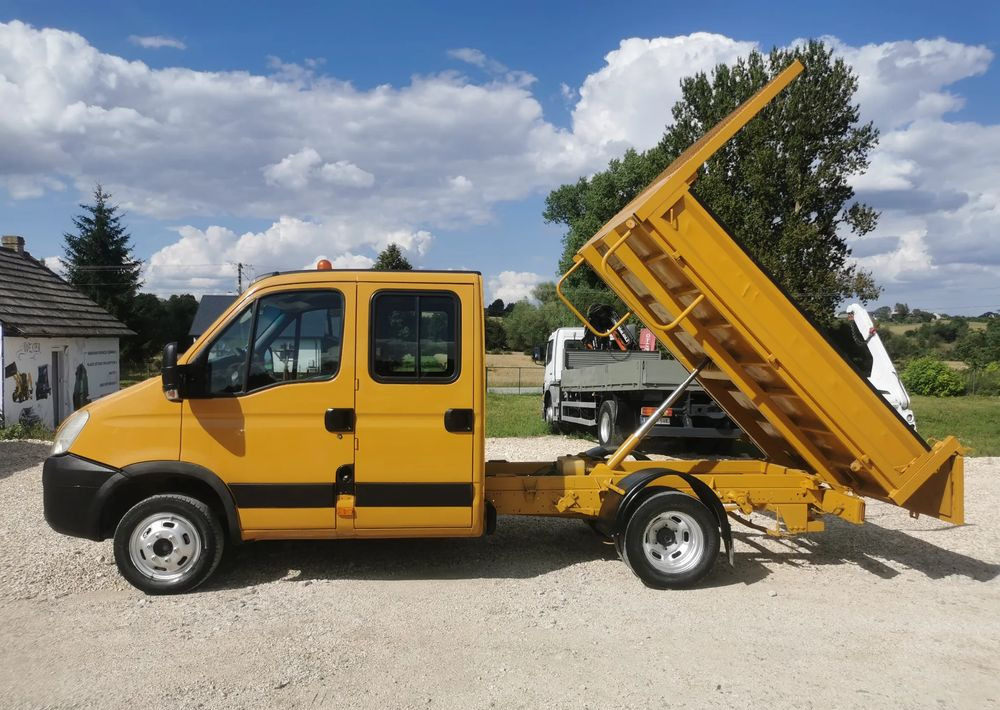 Iveco Daily 35C12 Brygadówka wywrotka Dubel hak kiper doka 35C13 - Utilitaire benne: photos 3 Iveco Daily 35C12 Brygadówka wywrotka Dubel hak kiper doka 35C13 - Utilitaire benne: photos 3