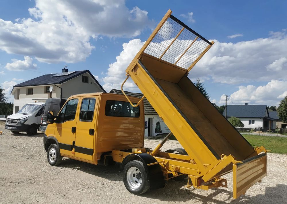 Iveco Daily 35C12 Brygadówka wywrotka Dubel hak kiper doka 35C13 - Utilitaire benne: photos 4 Iveco Daily 35C12 Brygadówka wywrotka Dubel hak kiper doka 35C13 - Utilitaire benne: photos 4