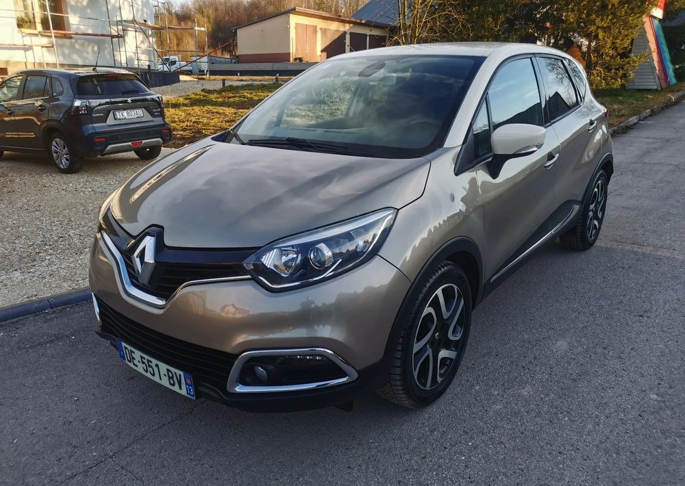 Renault Captur 0.9 Energy TCe Intens - Voiture: photos 1 Renault Captur 0.9 Energy TCe Intens - Voiture: photos 1