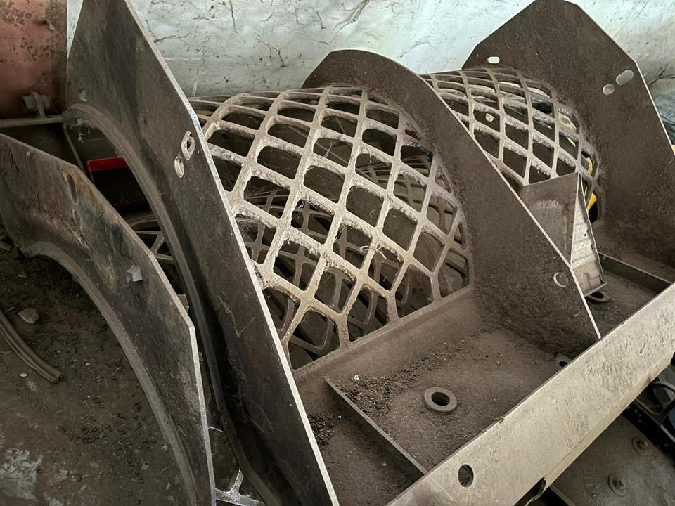 Doppstadt Heckkörbe für AK ….. verschiedene Größen - Crible: photos 3 Doppstadt Heckkörbe für AK ….. verschiedene Größen - Crible: photos 3