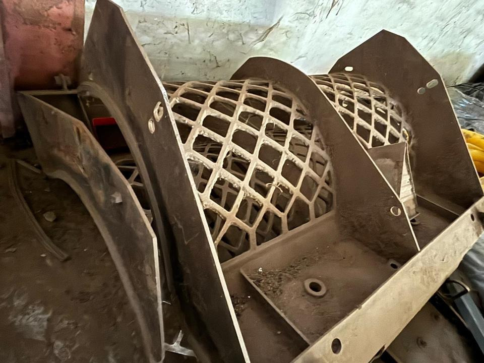 Doppstadt Heckkörbe für AK ….. verschiedene Größen - Crible: photos 2 Doppstadt Heckkörbe für AK ….. verschiedene Größen - Crible: photos 2