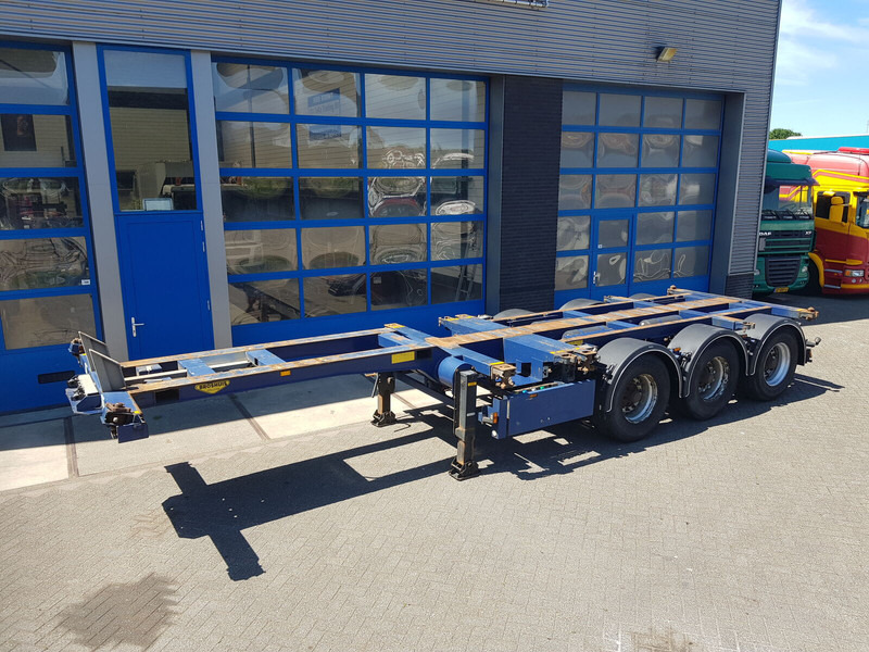 Broshuis 3 UCC-39/45 Eu Multichassis Liftas - Semi-remorque porte-conteneur/ Caisse mobile: photos 1 Broshuis 3 UCC-39/45 Eu Multichassis Liftas - Semi-remorque porte-conteneur/ Caisse mobile: photos 1