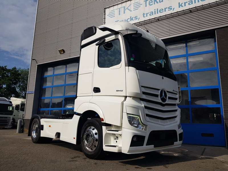 Mercedes-Benz Actros 1845 Retarder MirrorCam Standairco - Tracteur routier: photos 5 Mercedes-Benz Actros 1845 Retarder MirrorCam Standairco - Tracteur routier: photos 5
