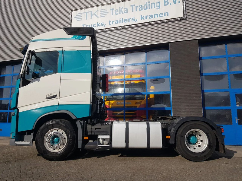 Volvo FH 420 ADR klasse EX/II, EX/III, FL en AT Double tank PTO - Tracteur routier: photos 3 Volvo FH 420 ADR klasse EX/II, EX/III, FL en AT Double tank PTO - Tracteur routier: photos 3
