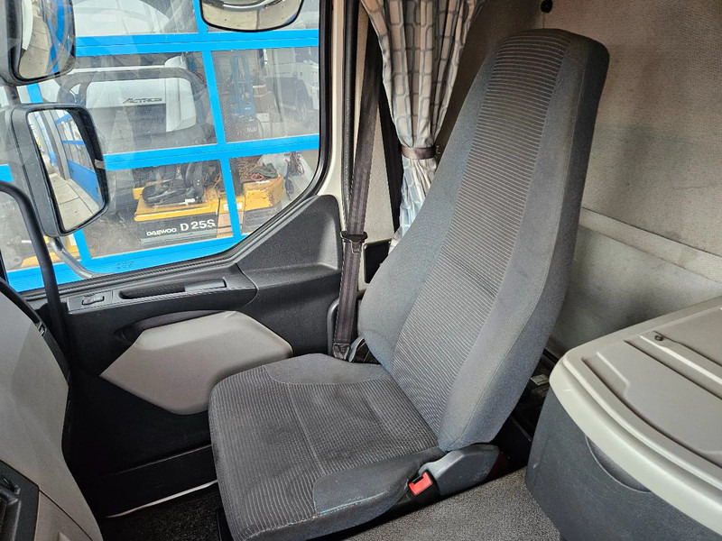 Volvo FL 260 Euro 5 Tail lift Apk 5-2026 - crédit-bail Volvo FL 260 Euro 5 Tail lift Apk 5-2026: photos 16