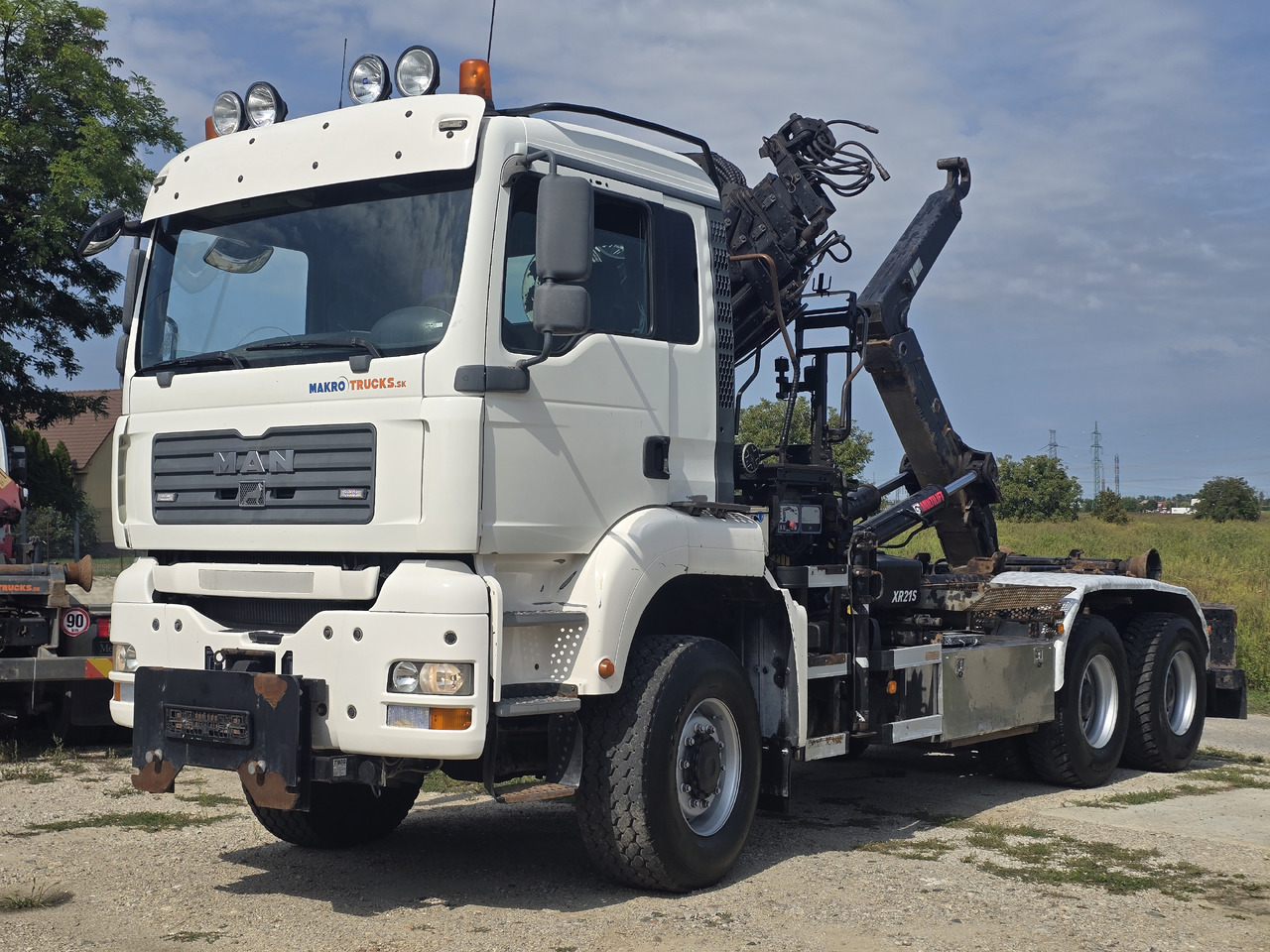 MAN TGA 26.440 6X6 / HOOK SYSTEM / HIAB 166D REMOTE SPECIAL PRICE ONLY THIS YEAR - Camion ampliroll, Camion grue: photos 2 MAN TGA 26.440 6X6 / HOOK SYSTEM / HIAB 166D REMOTE SPECIAL PRICE ONLY THIS YEAR - Camion ampliroll, Camion grue: photos 2