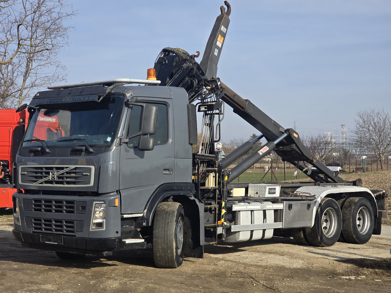 VOLVO FM 380 HOOK SYSTEM / HIAB 166 D2 DUO - Camion ampliroll: photos 2 VOLVO FM 380 HOOK SYSTEM / HIAB 166 D2 DUO - Camion ampliroll: photos 2