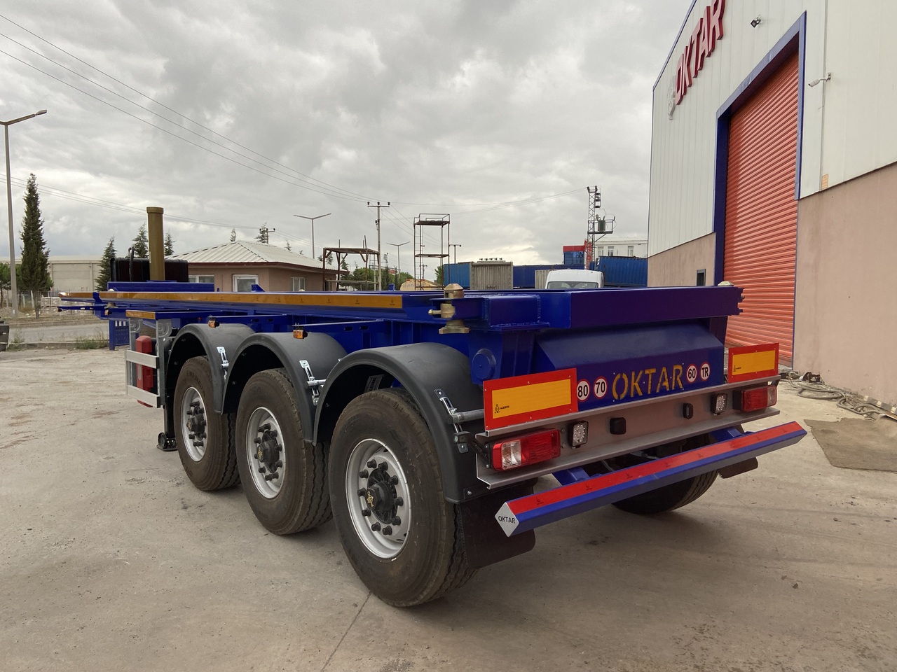 Semi-remorque porte-conteneur/ Caisse mobile neuf OKTAR CONTAINER TIPPER TRAILER ADR 2023: photos 6
