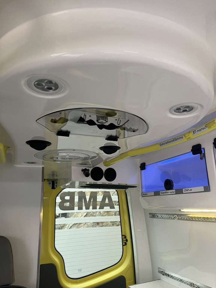 Ambulance MERCEDES-BENZ Sprinter 319 - AMBULANCE - RESERVERAD !!: photos 14 Ambulance MERCEDES-BENZ Sprinter 319 - AMBULANCE - RESERVERAD !!: photos 14