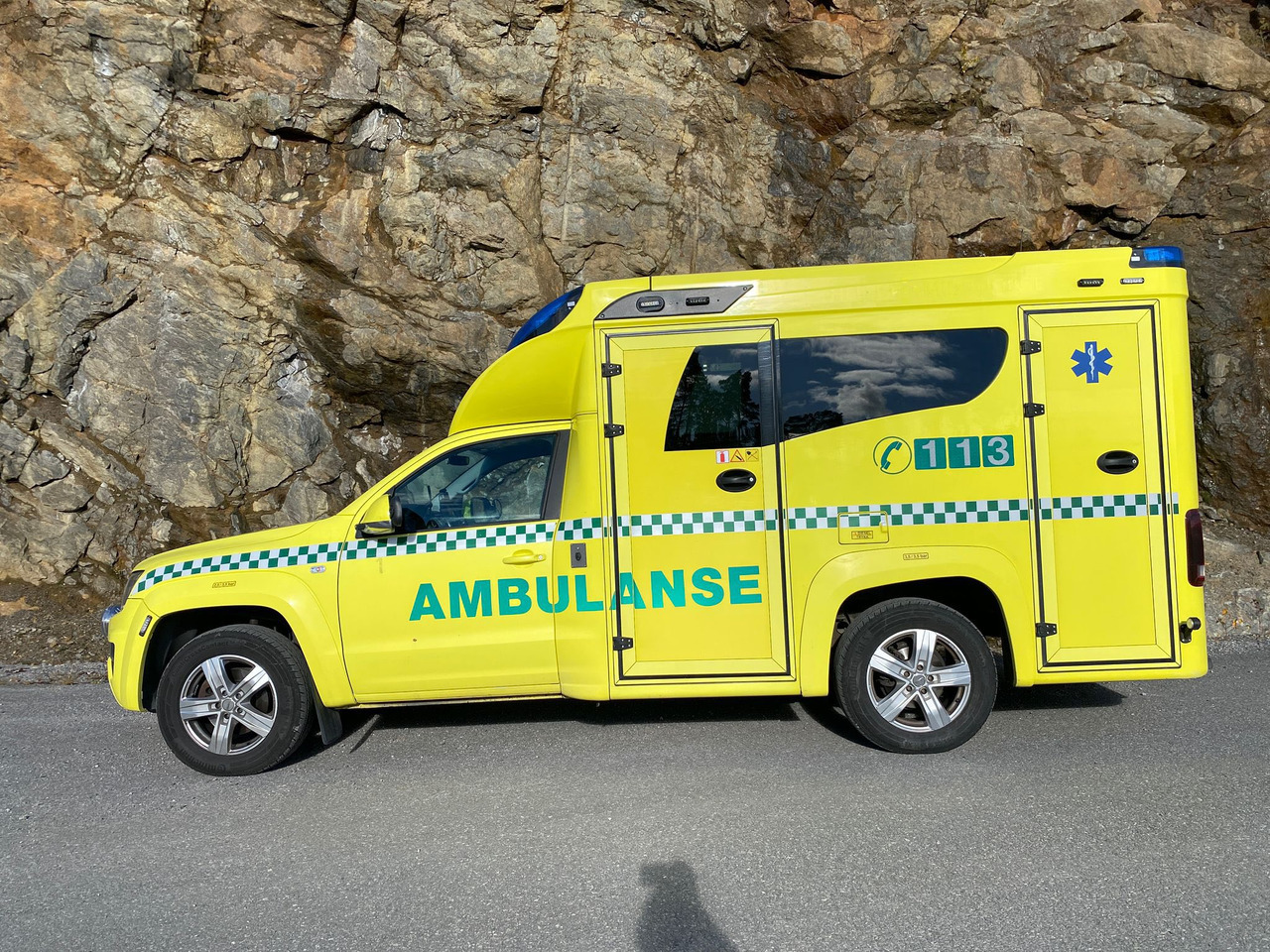 VOLKSWAGEN Amarok XL 4motion - RESERVERAD !! - Ambulance: photos 3 VOLKSWAGEN Amarok XL 4motion - RESERVERAD !! - Ambulance: photos 3