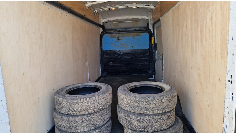 Ford Transit - Fourgon utilitaire: photos 5 Ford Transit - Fourgon utilitaire: photos 5