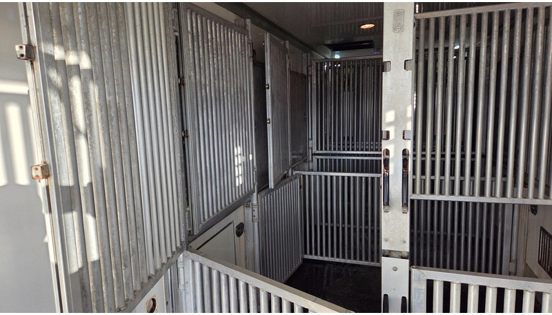 Camion bétaillère Scania R420 6X2: photos 9 Camion bétaillère Scania R420 6X2: photos 9