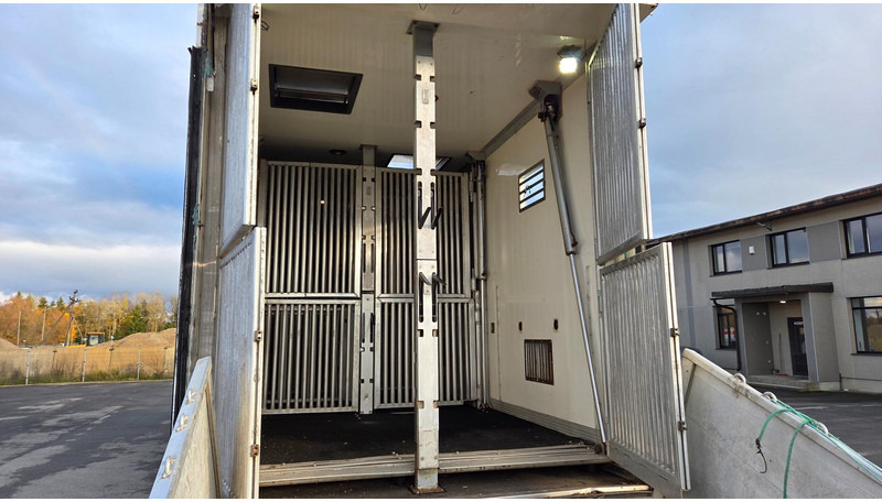 Camion bétaillère Scania R420 6X2: photos 11 Camion bétaillère Scania R420 6X2: photos 11