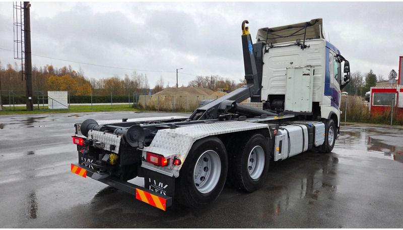 Volvo FH500 6X2 - Camion ampliroll: photos 3 Volvo FH500 6X2 - Camion ampliroll: photos 3