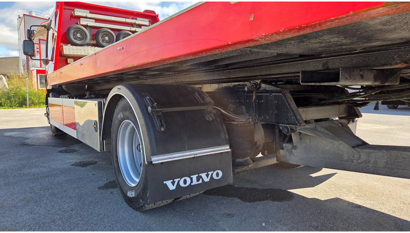 Volvo FL250 4X2 - Remorqueuse: photos 5 Volvo FL250 4X2 - Remorqueuse: photos 5