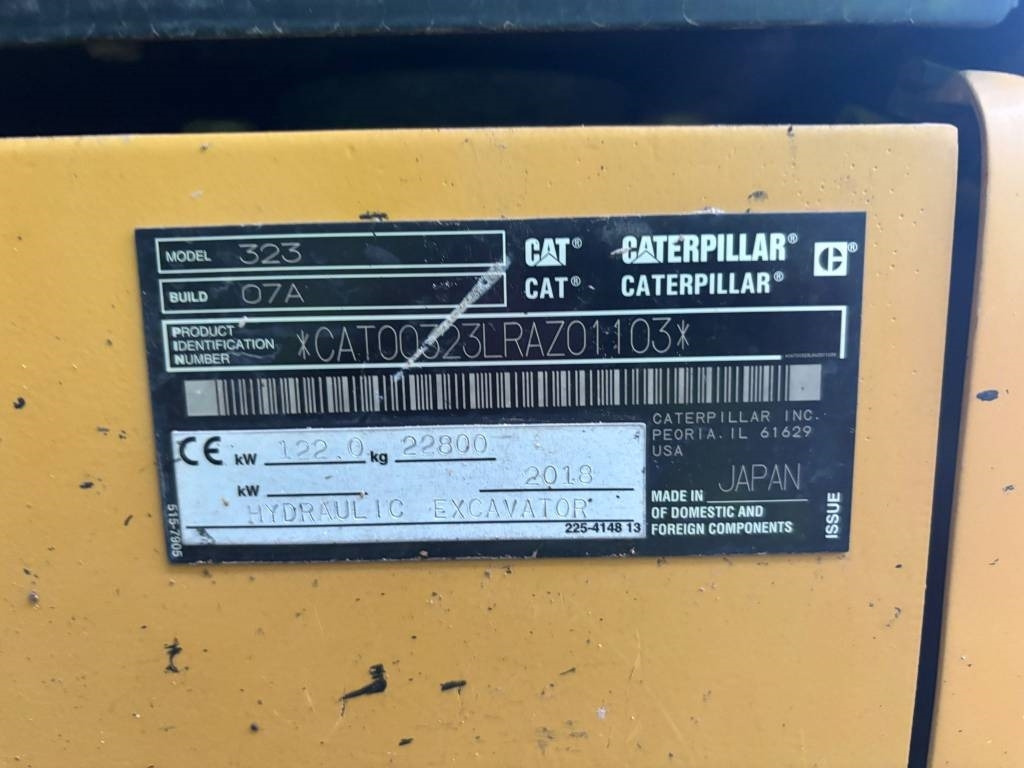 CAT 323 (Under Preparation) - Pelle sur chenille: photos 3 CAT 323 (Under Preparation) - Pelle sur chenille: photos 3