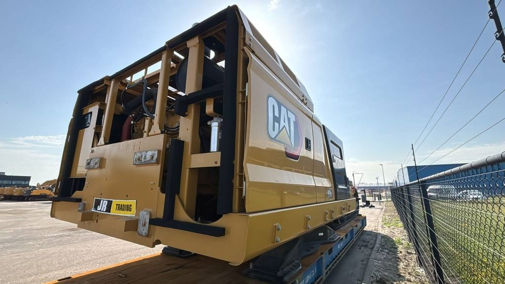 CAT 374 - Pelle sur chenille: photos 3 CAT 374 - Pelle sur chenille: photos 3