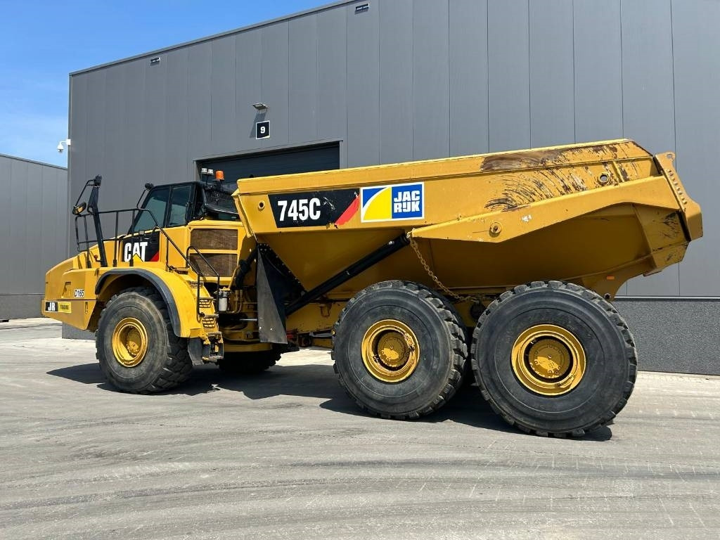 CAT 745 C - Tombereau articulé: photos 3 CAT 745 C - Tombereau articulé: photos 3