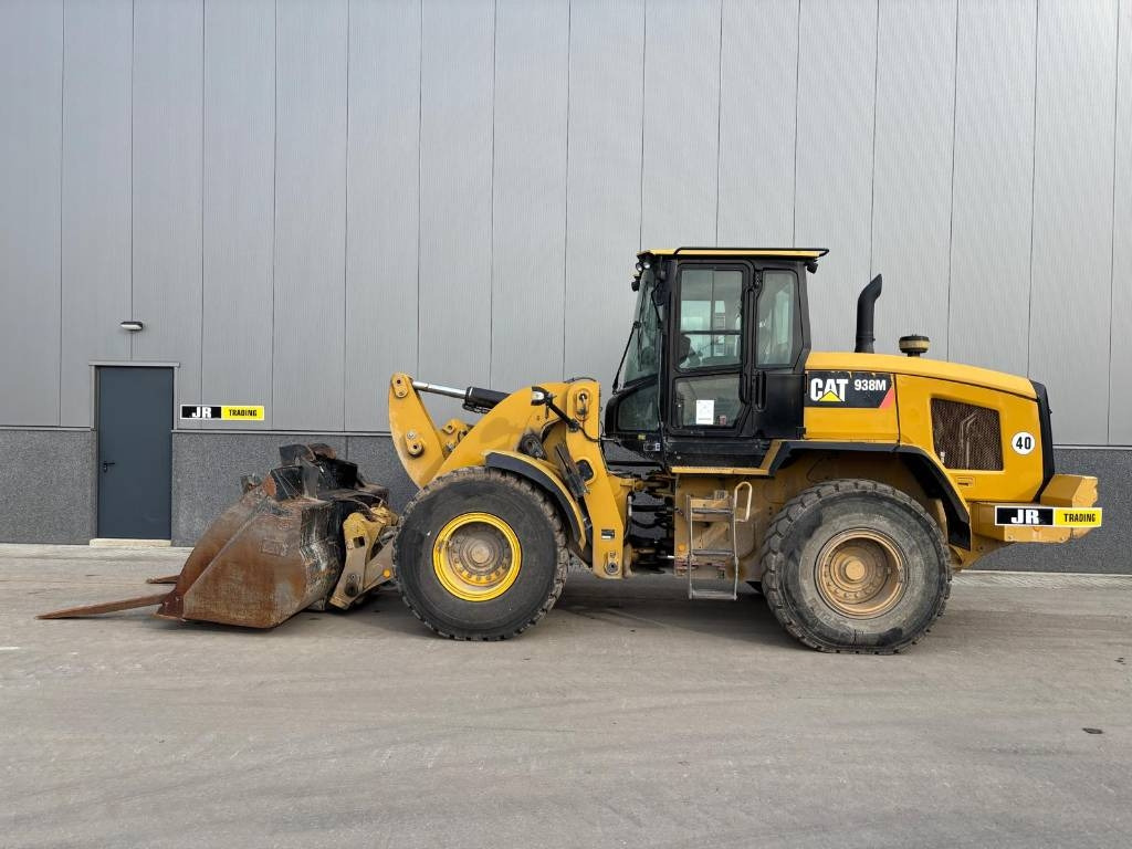 CAT 938 M (Under Preparation / Bucket + Forks)  - Chargeuse sur pneus: photos 1 CAT 938 M (Under Preparation / Bucket + Forks)  - Chargeuse sur pneus: photos 1