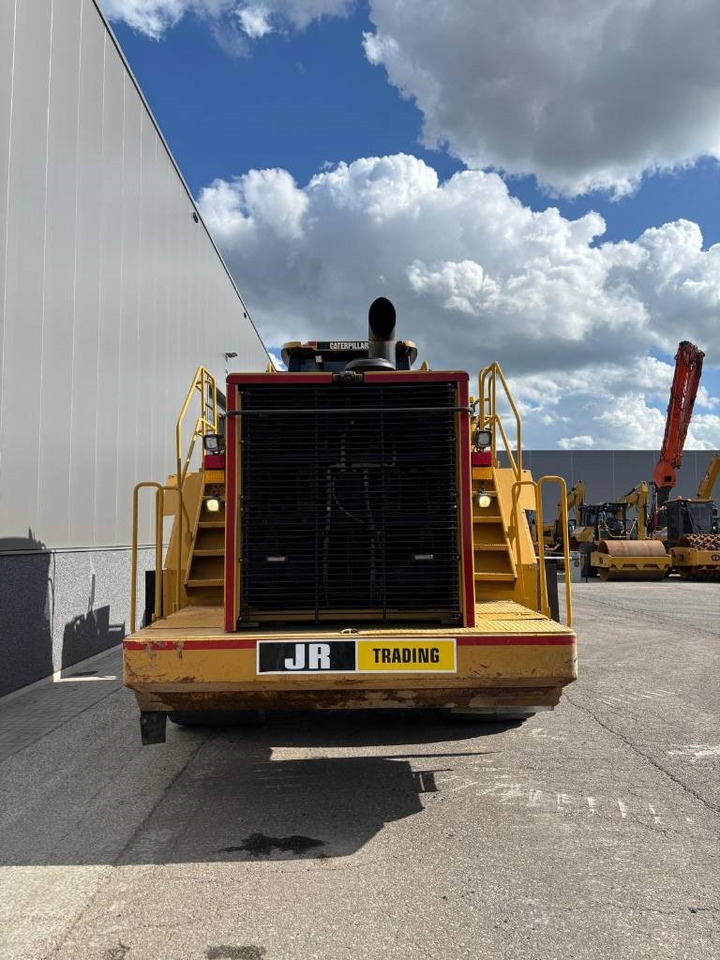 CAT 988 H - Chargeuse sur pneus: photos 4 CAT 988 H - Chargeuse sur pneus: photos 4