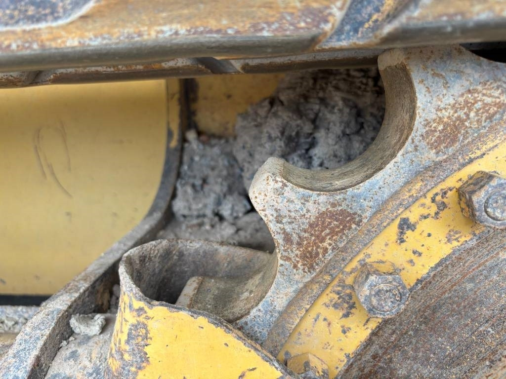 Bulldozer CAT D 5 K 2 XL (Low Verified Hours): photos 33