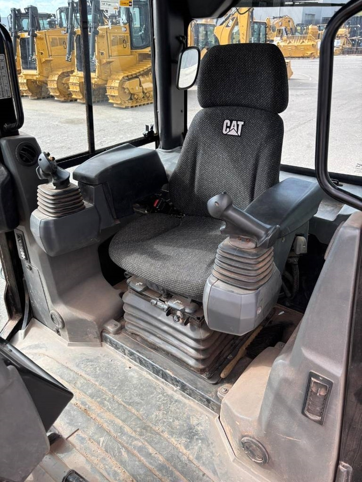 Bulldozer CAT D 5 K 2 XL (Low Verified Hours): photos 11