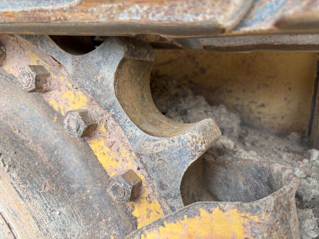 Bulldozer CAT D 5 K 2 XL (Low Verified Hours): photos 26