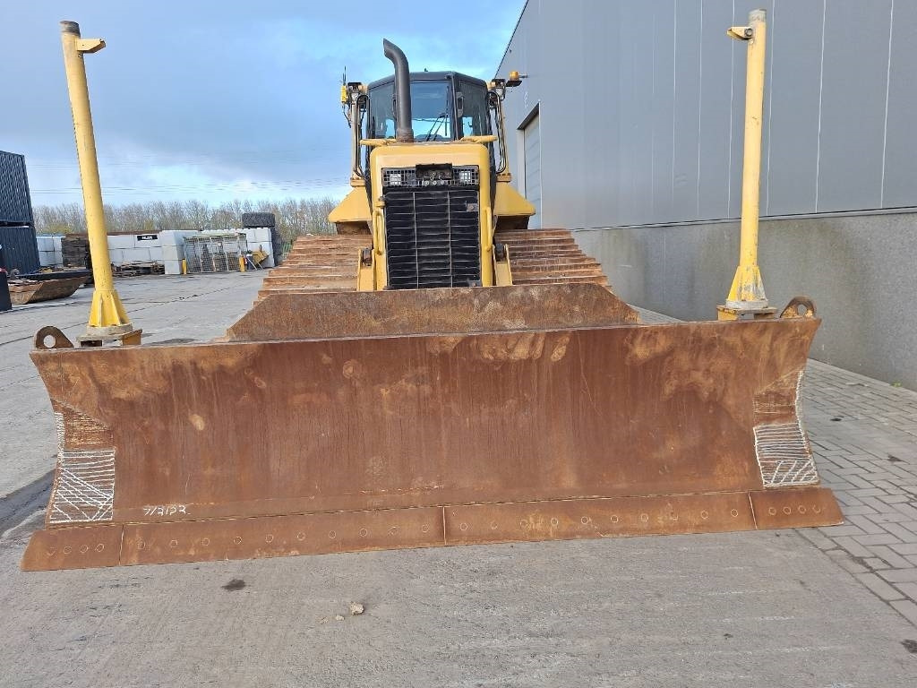 CAT D 6 N LGP (Under Preparation) - Bulldozer: photos 3 CAT D 6 N LGP (Under Preparation) - Bulldozer: photos 3