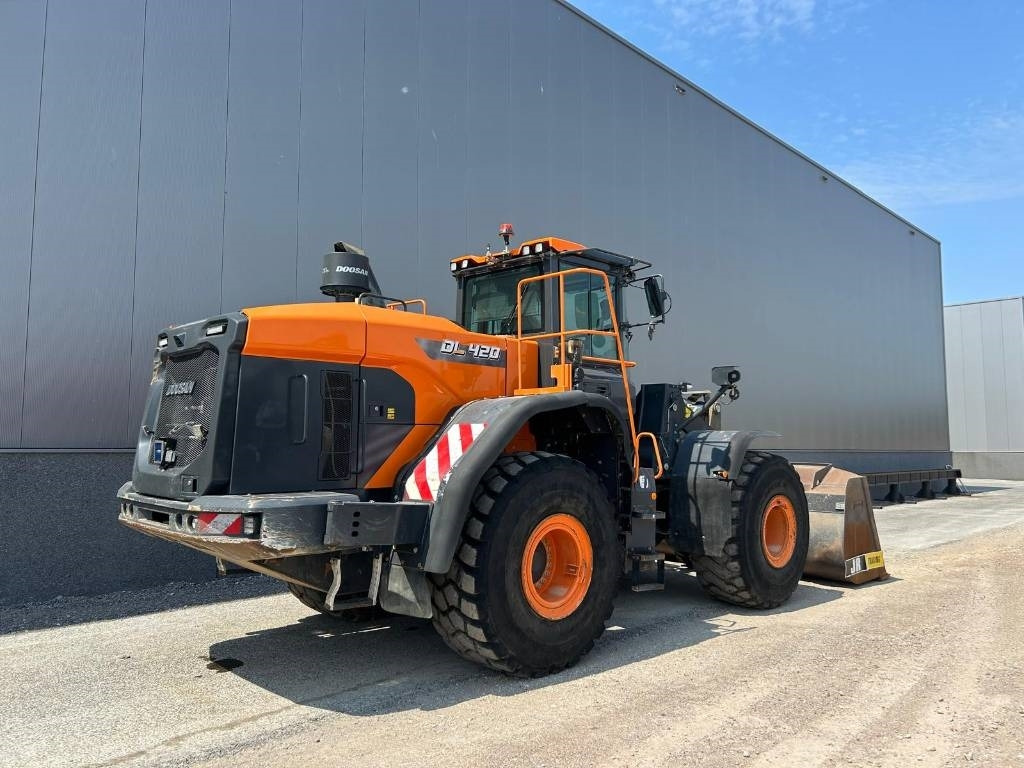 Doosan DL 420-7 (CDC) - Chargeuse sur pneus: photos 5 Doosan DL 420-7 (CDC) - Chargeuse sur pneus: photos 5