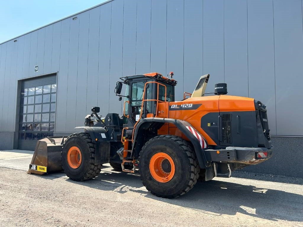 Doosan DL 420-7 (CDC) - Chargeuse sur pneus: photos 3 Doosan DL 420-7 (CDC) - Chargeuse sur pneus: photos 3