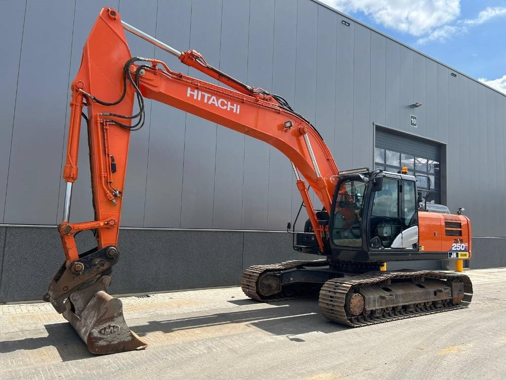 Hitachi ZX 250 LC-6 (GPS Prepared)  - Pelle sur chenille: photos 2 Hitachi ZX 250 LC-6 (GPS Prepared)  - Pelle sur chenille: photos 2