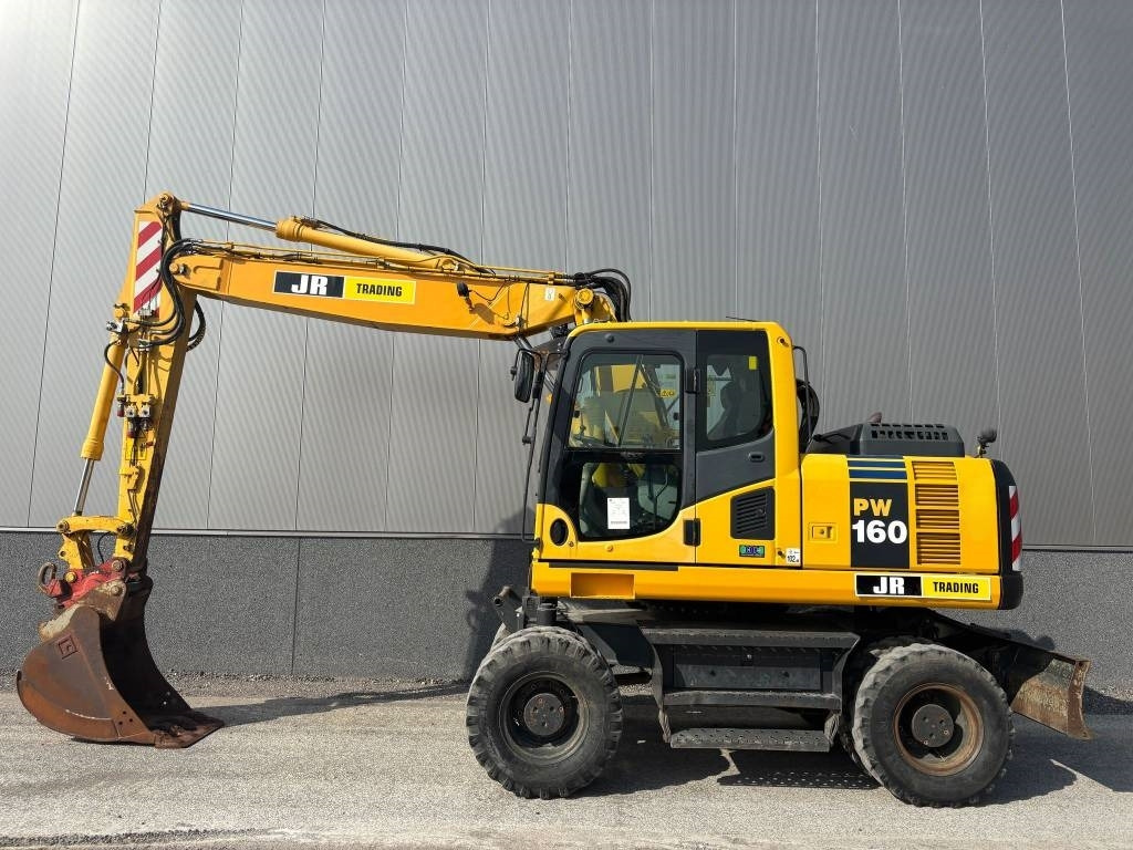 Komatsu PW 160 - Pelle sur pneus: photos 1 Komatsu PW 160 - Pelle sur pneus: photos 1
